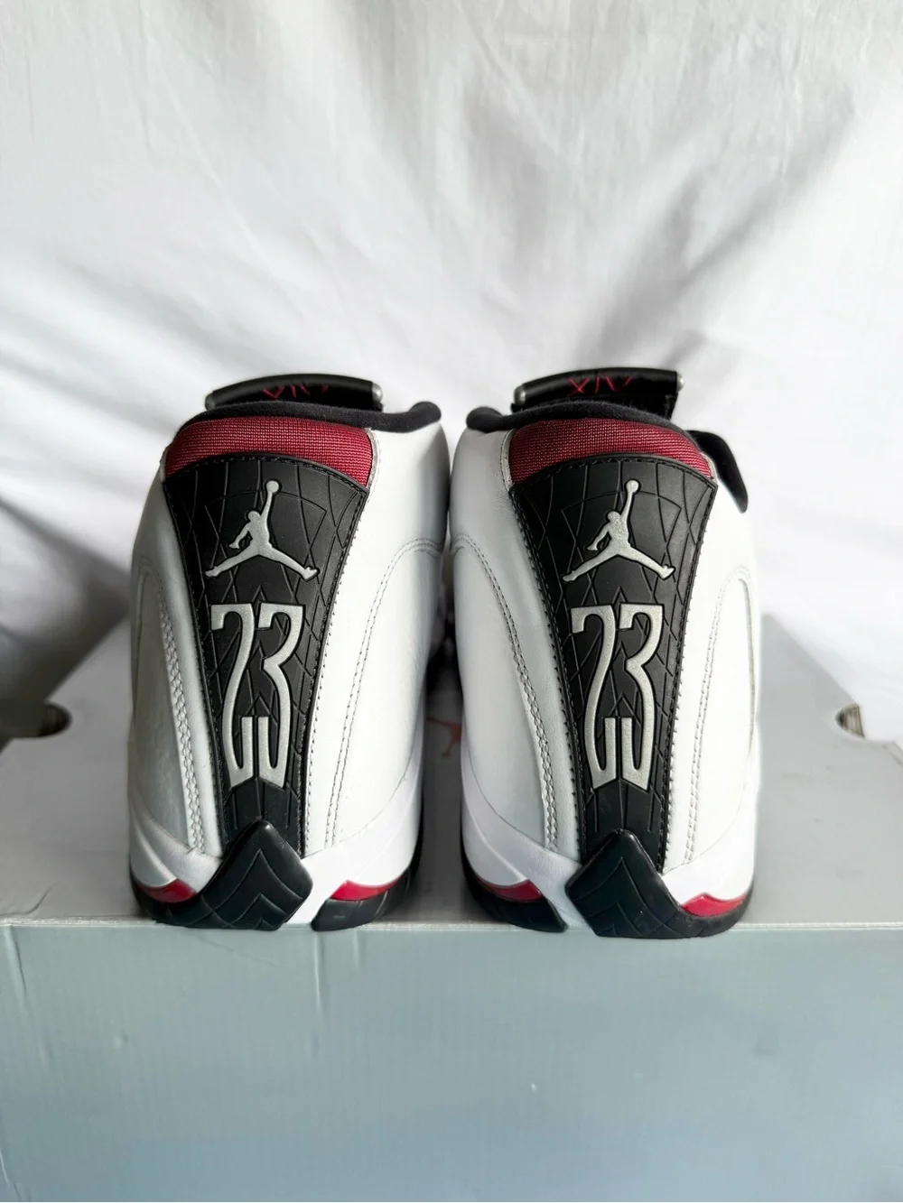 AUTHENTIC Jordan 14 Retro Black Toe size 11.5 487471-160 2024 PRE-OWNED